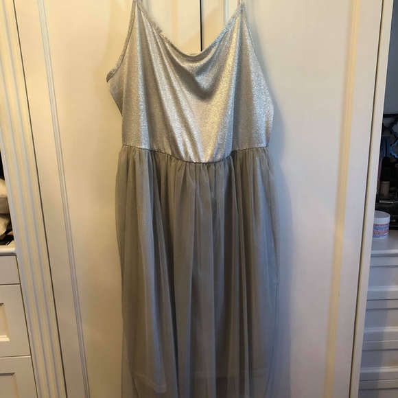 TOPSHOP Silver Dress - Picture 2 of 4